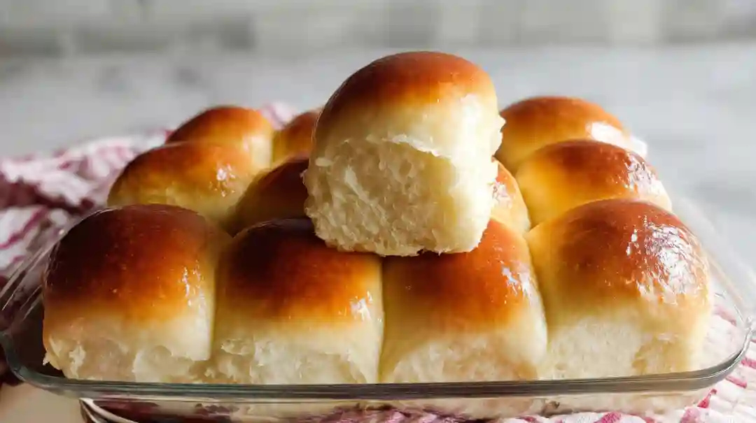 3 Old-Fashioned Recipes: The Ultimate Collection Freshly Baked Pizza on Rustic Homemade Dough