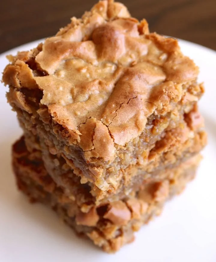 Freshly baked chewy caramel cookies on a cooling rack
