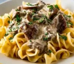 Slow Cooker Beef Stroganoff slow cooker beef stroganoff 2025 12 08 214908 150x130 1